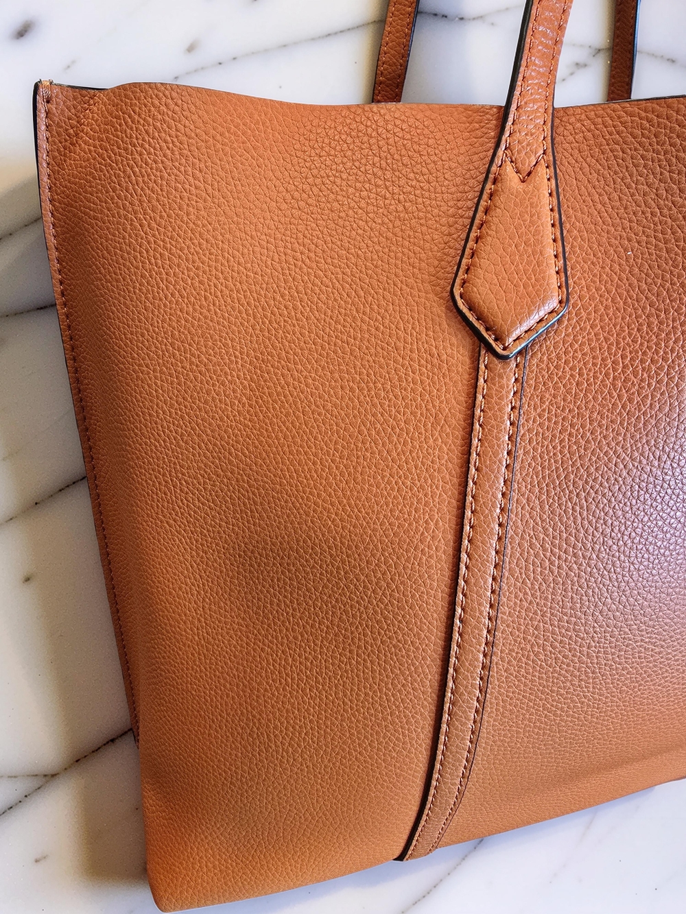 Tory Burch Perry Triple-Compartment Leather Tote Bag - Picture 4 of 15